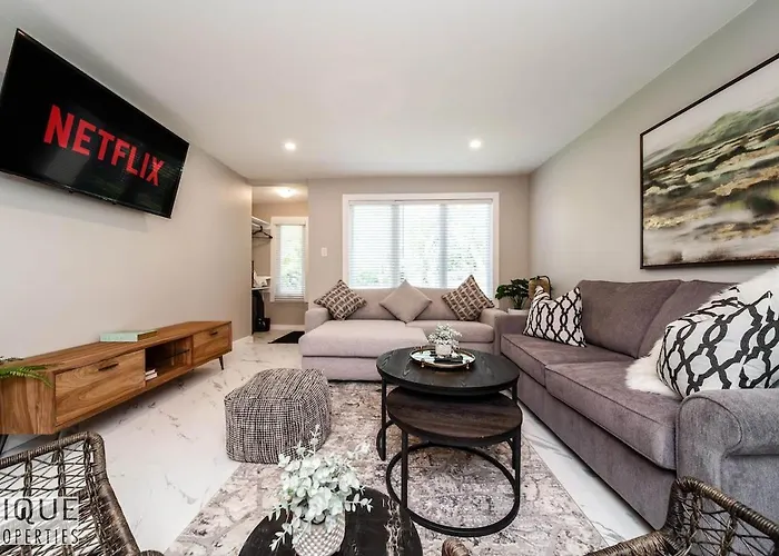 Park Life Escape-King Beds-Sleeps 10-Pet Friendly