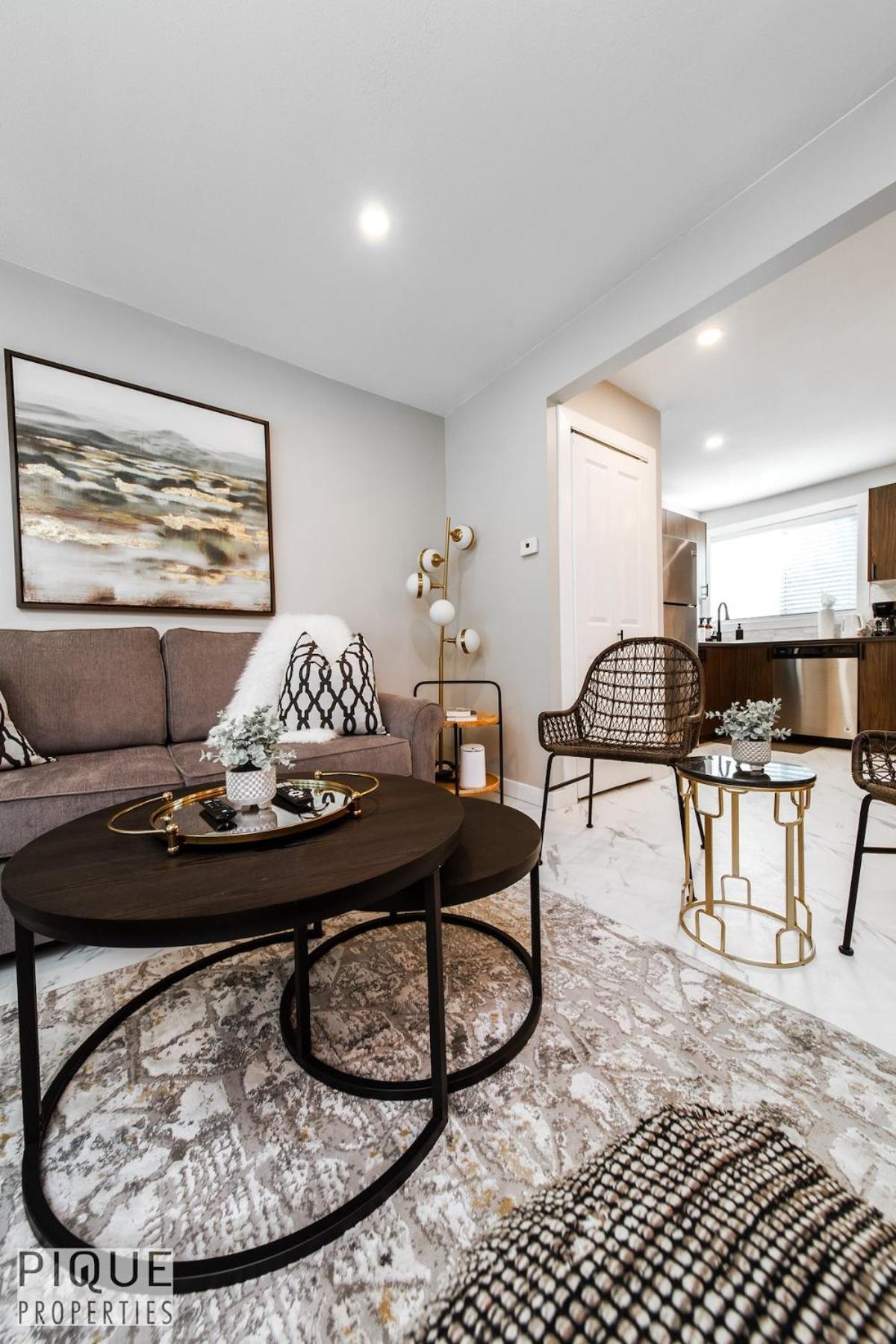 Park Life Escape-king Beds-sleeps 10-pet Friendly